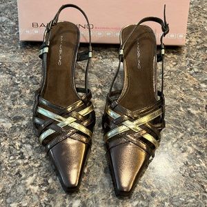 Beautiful Metallic Bandolino 2” leather heels in original box.